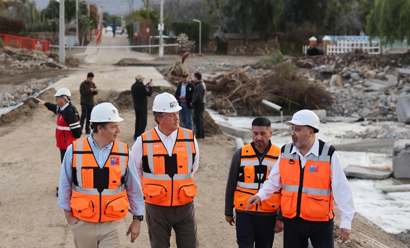 MOP aborda solución en socavón de Ruta Pitrufquén – Toltén
