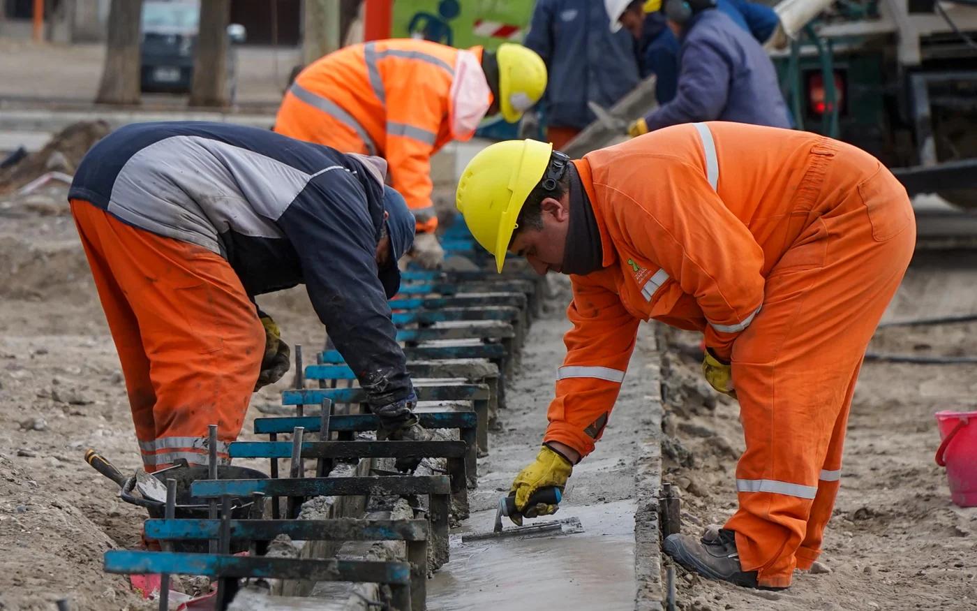 Tandil relanza licitación para construir 24 cuadras de cordón cuneta y obras viales con presupuesto de $645 millones