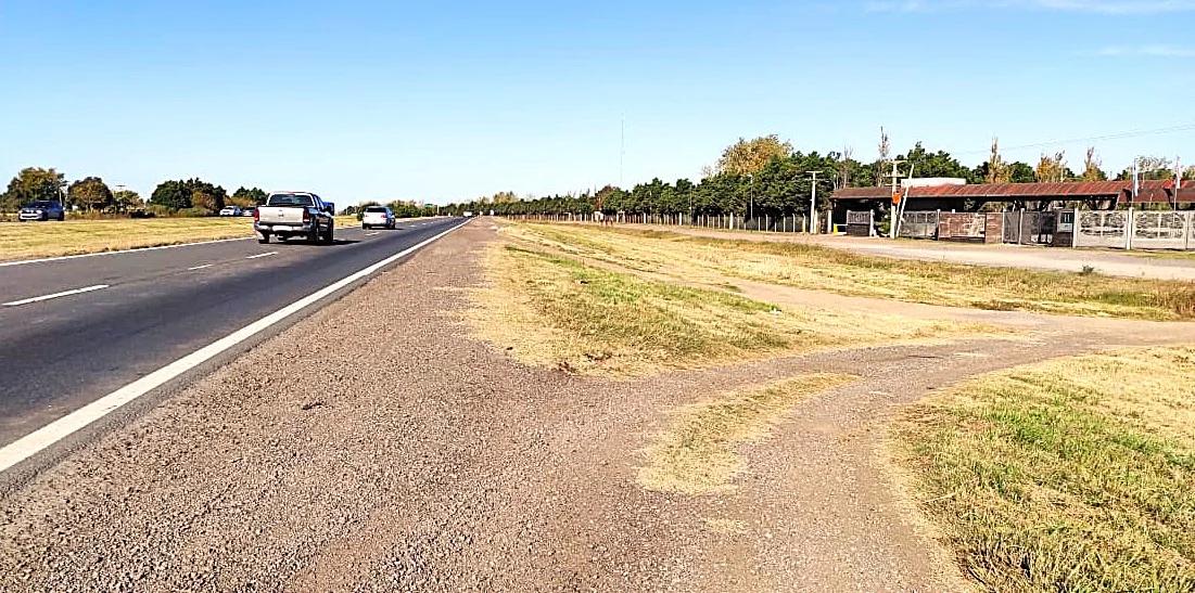 Vialidad Nacional exige clausurar acceso ilegal en la Autopista Rosario-Córdoba, Funes