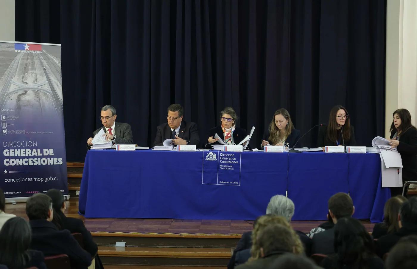 Gobierno anuncia reapertura parcial para el tránsito de camiones en Paso Los Libertadores