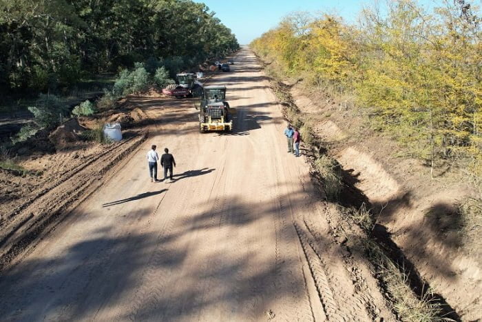 Realizan importantes obras de reemplazo del puente sobre el arroyo La Guardia en Ensenada