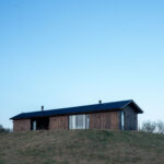 Casa en Villa Paranacito: Sencillez y Materia en el Delta Entrerriano