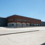 La Junta: Sinergia Industrial y Arquitectura Bioclimática en el Acceso Sur de San Juan