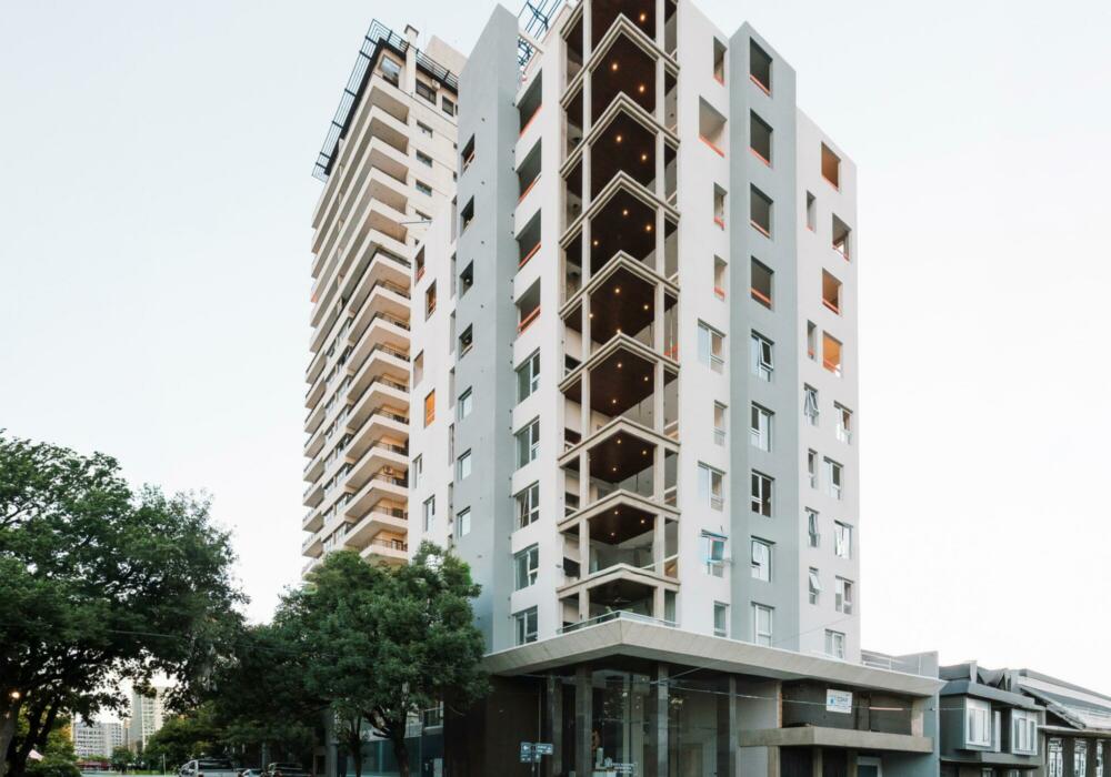 1-Zeus_frente Imagen real