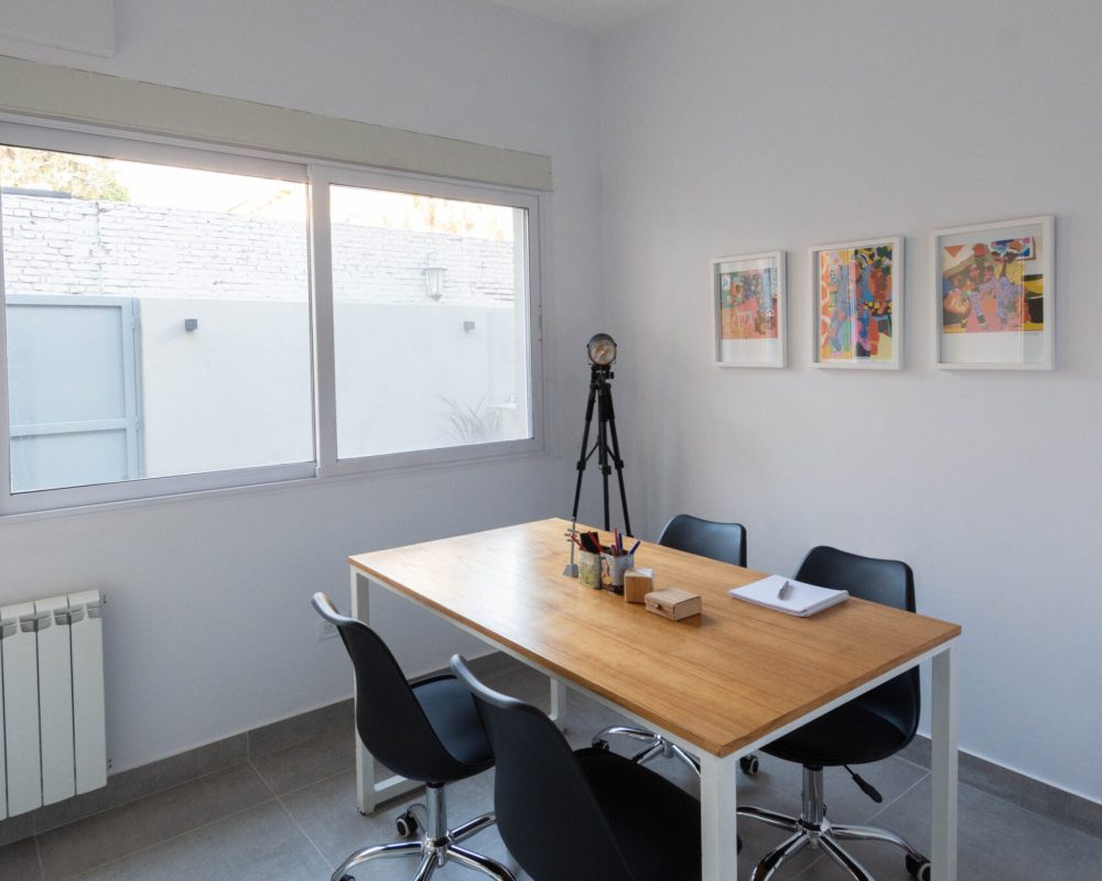Coworking en clave doméstica: rediseño integral de un PH en Bahía Blanca