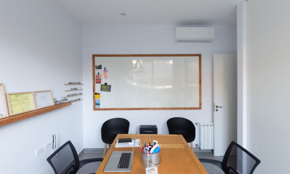Coworking en clave doméstica: rediseño integral de un PH en Bahía Blanca