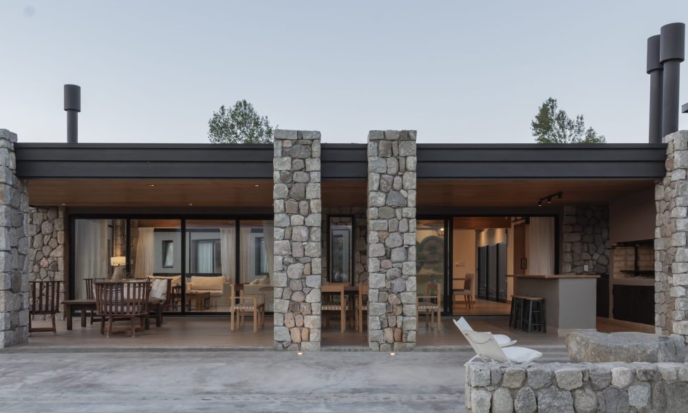 Casa Pabellones: Fusión de Tradición y Modernidad en Tafí del Valle